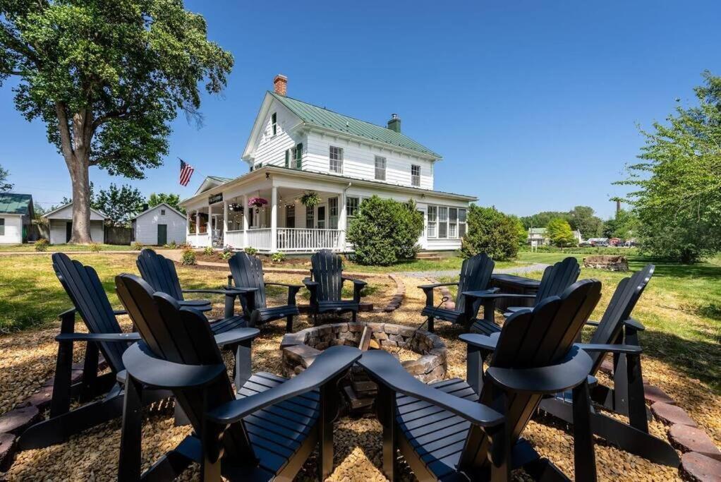 The Legacy Inn Luray Exteriör bild