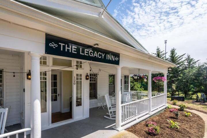 The Legacy Inn Luray Exteriör bild